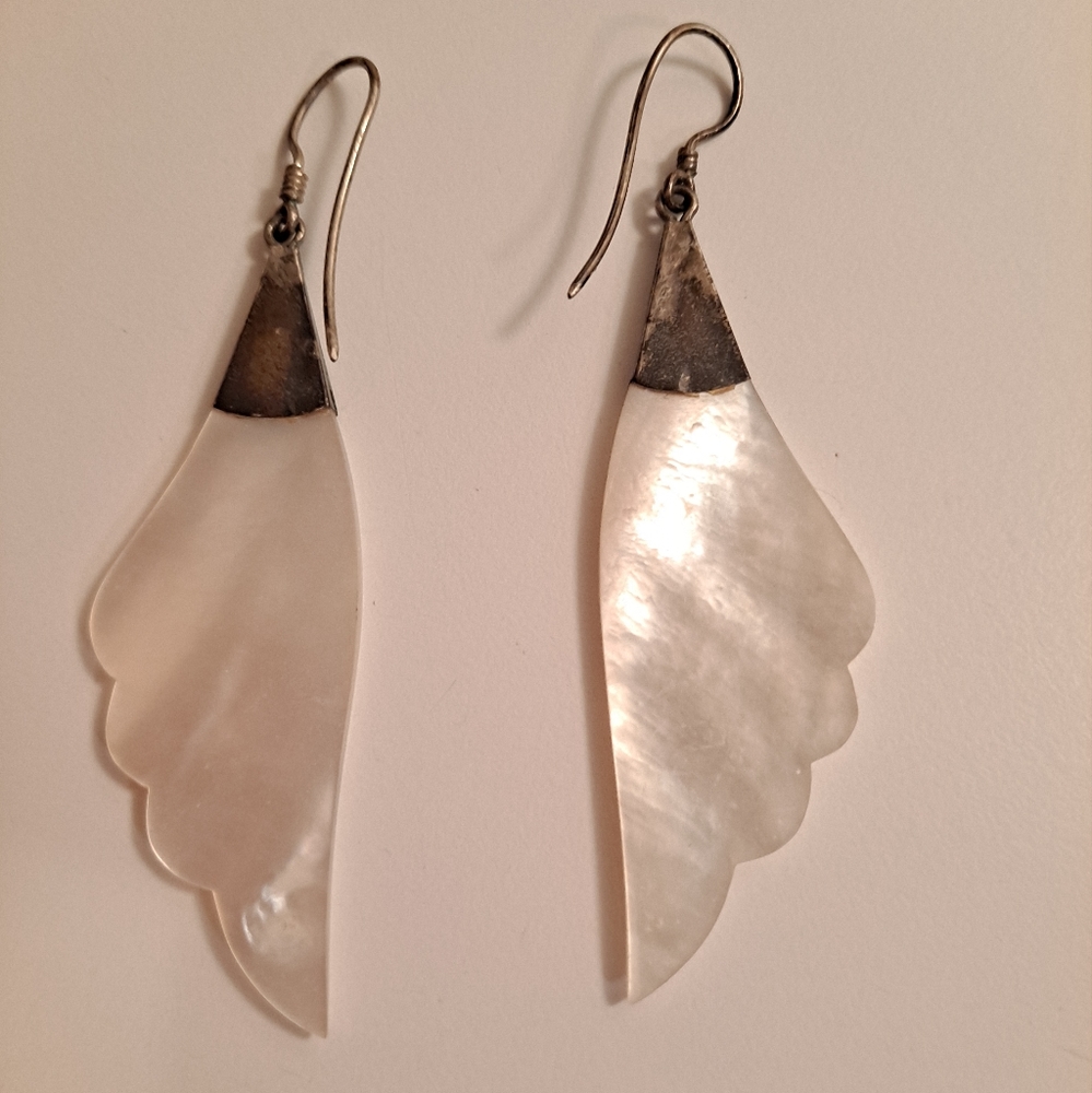 Mother of Pearl angel wing feather dangle earrings vintage jewelry peirced ears - Picture 8 of 11
